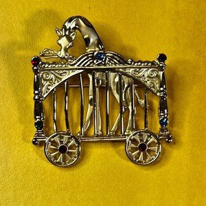 AJC Vintage Giraffe  Gold Tone  & Crystal Brooch